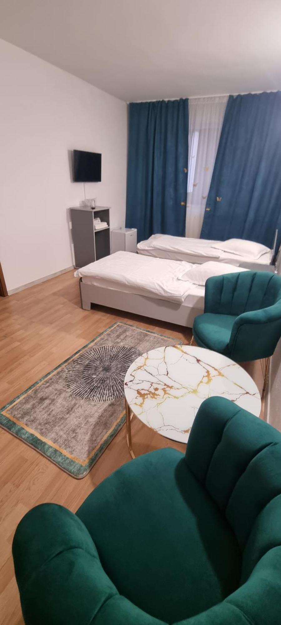 Casablanca Hostel ไกรโอวา ภายนอก รูปภาพ