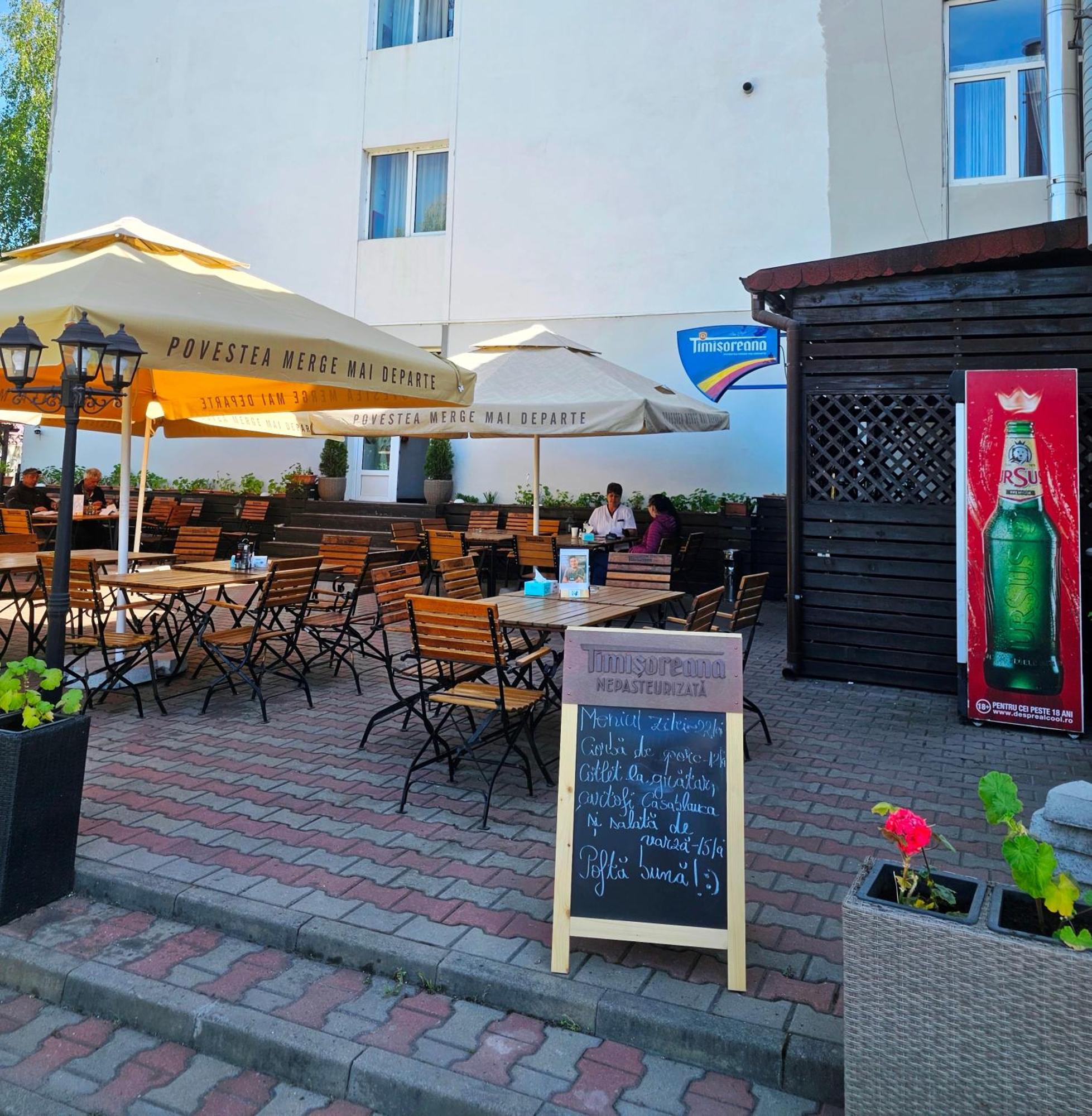 Casablanca Hostel ไกรโอวา ภายนอก รูปภาพ
